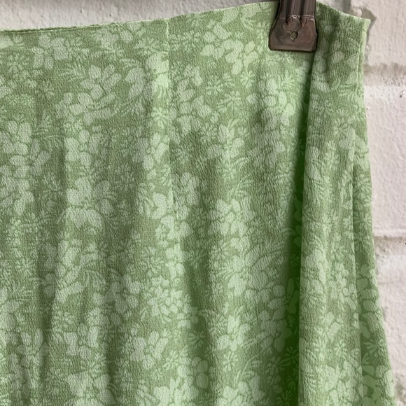 MINKPINK Sunmer Lovin’ Midi Skirt - Picture 4 of 4